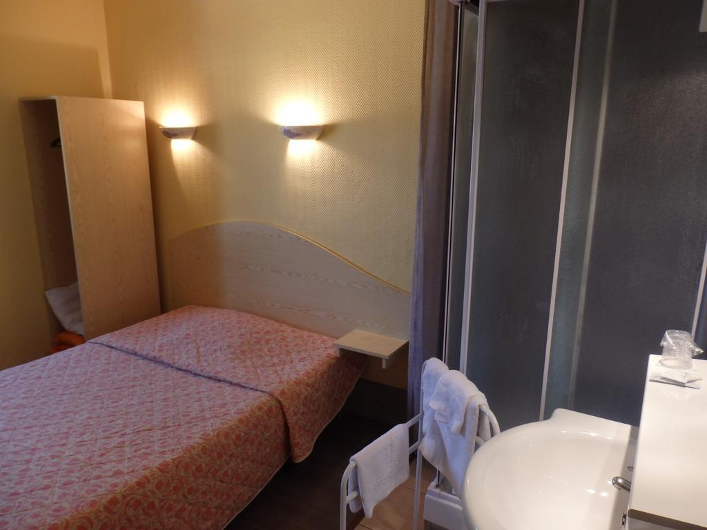 Servhotel Morestel Kültér fotó