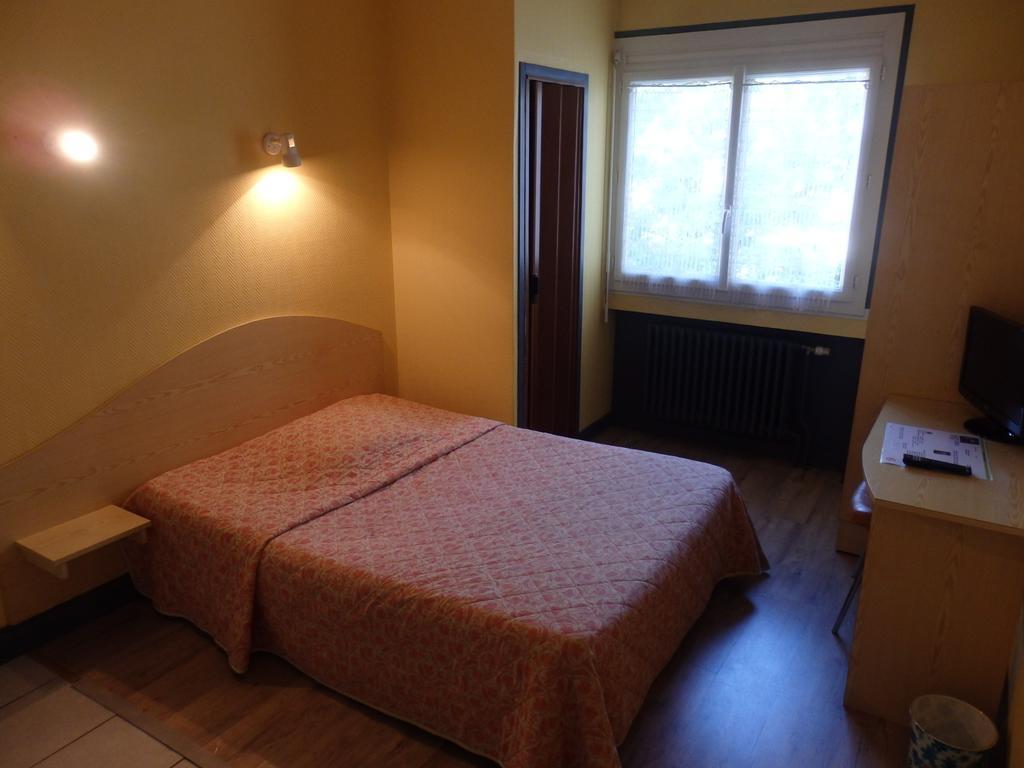 Servhotel Morestel Kültér fotó