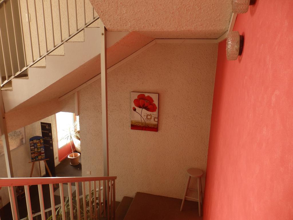 Servhotel Morestel Kültér fotó